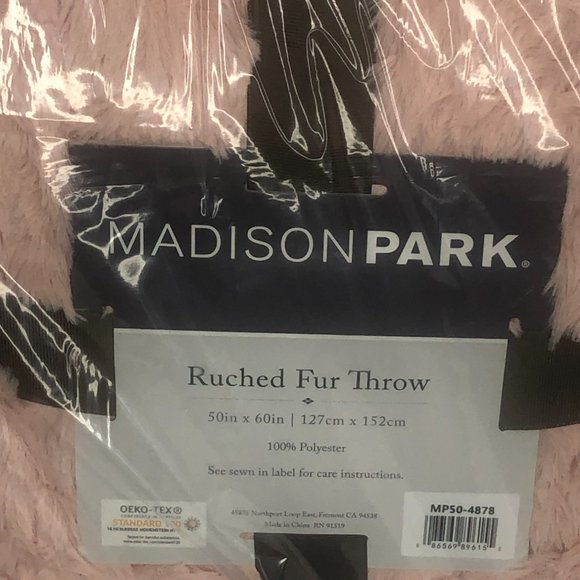 Madison Park BLUSH Ultra Soft Ruched Faux Fur Throw Blanket PINK 50X60" New - Picture 8 of 8